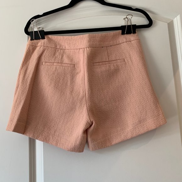 Pink formal shorts from Banana Republic - Picture 2 of 2